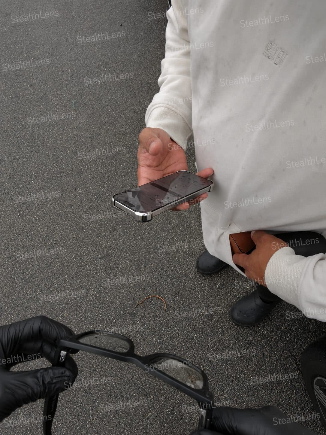 StealthLens mod, customer interaction 03